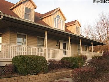 3rd image of 352 W Garwood Cir