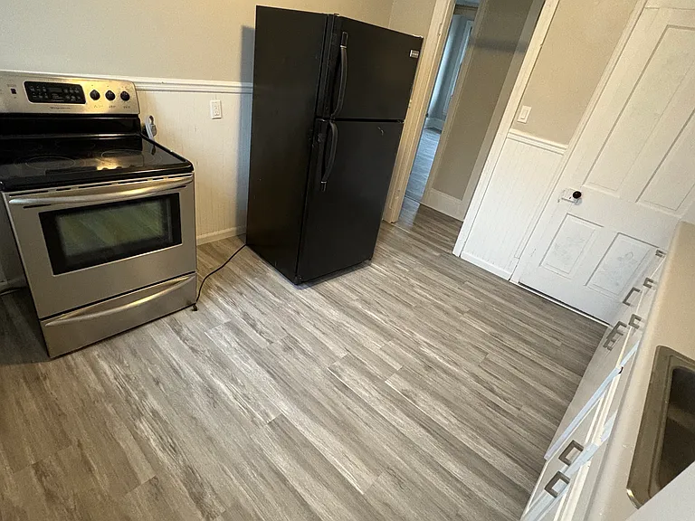 1507 Centre St #2 — Photo 2