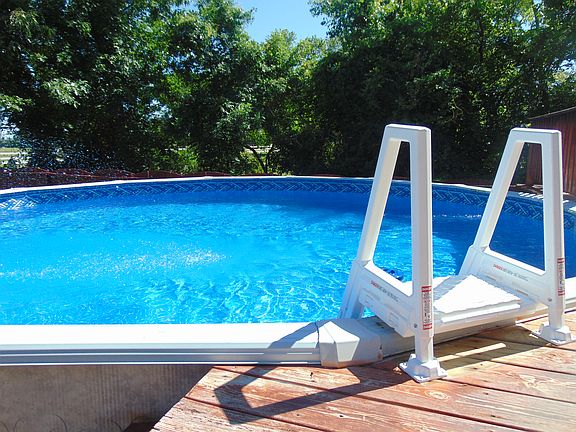 pool