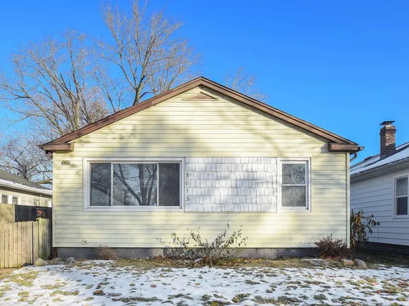 3013 Hartzer St, South Bend, IN 46628