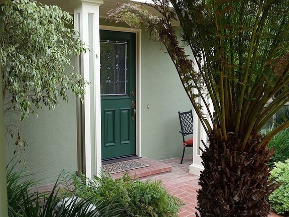 3rd image of 1331 Portesuello Ave