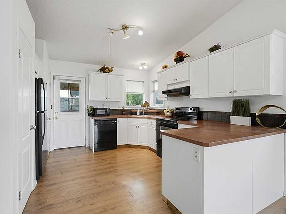 5th image of 4515 W 45th Ave