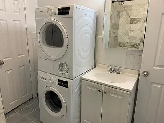 Rented by Metropolitan Property Group | media 27