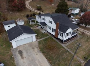 7315 Cannonsburg Rd, Catlettsburg, KY 41129