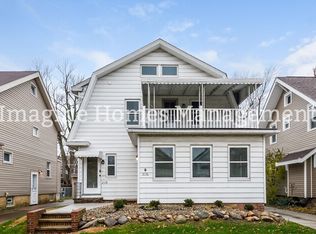 2176 Glenbury Ave #1, Lakewood, OH