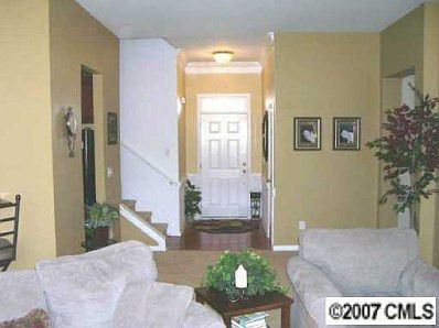 4th image of 10487 Tintinhull Dr