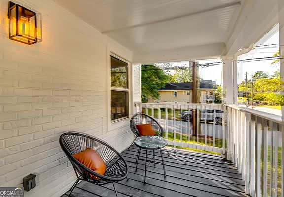 3rd image of 2876 Randall St