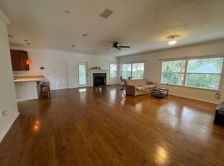 2072 NW 100th St, Gainesville, FL 32606