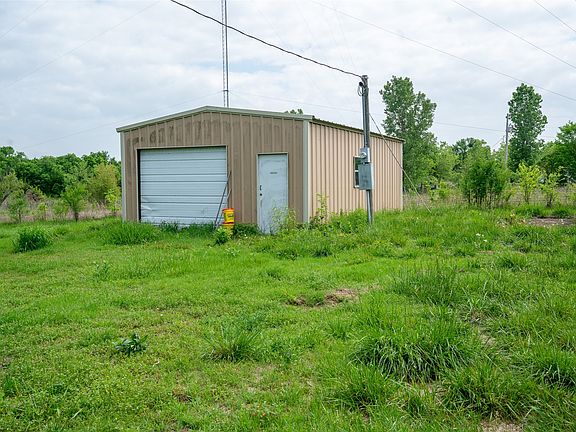 3rd image of 3891 County Road 22900