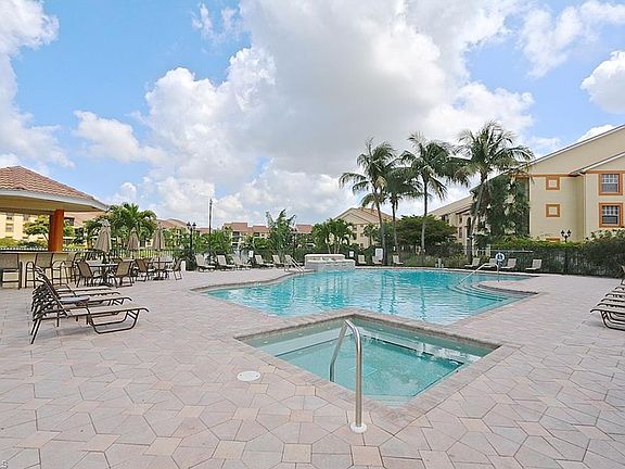 4th image of 7960 Preserve Cir APT 622