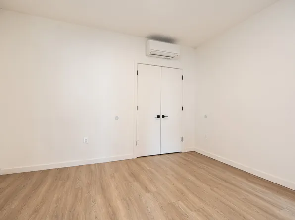 328 Pacific Avenue image 34 of 85