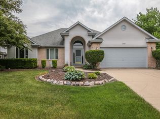 1201 Wales Ct, Shorewood, IL
