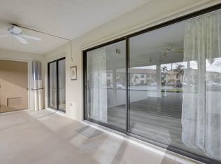901 Pinecrest Cir APT F, Jupiter, FL 33458
