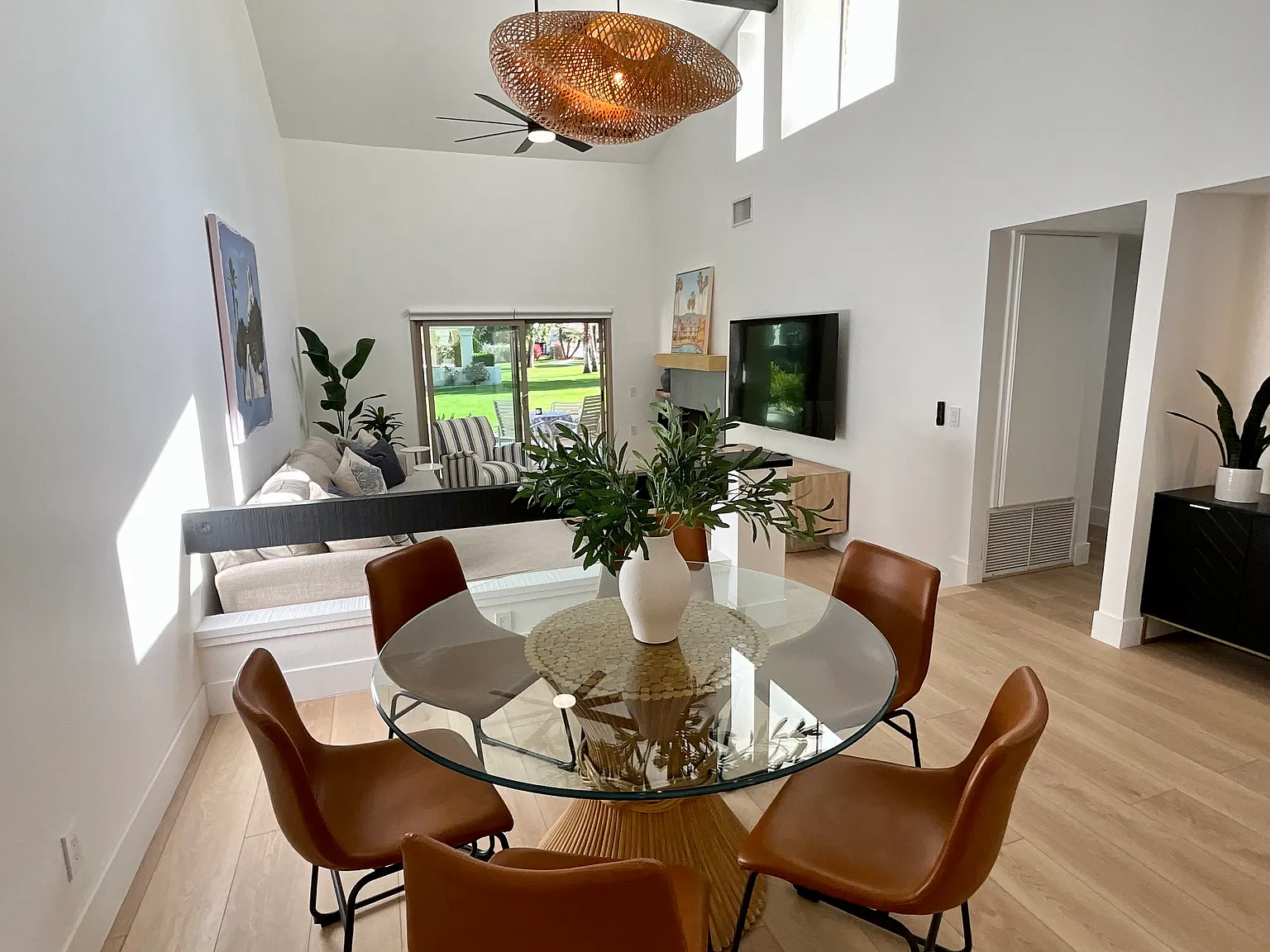 2 bed, 1506 sqft, $7,000 — Photo 2