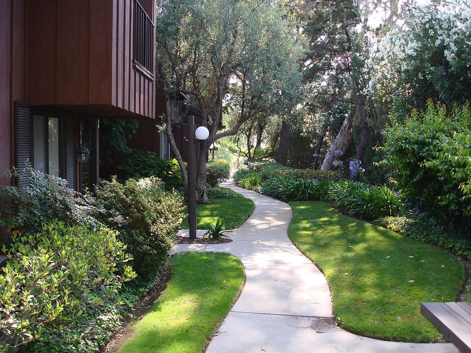 Entrance to townhome