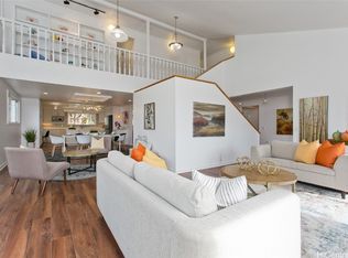 98-2020 Kikala St, Aiea, HI 96701