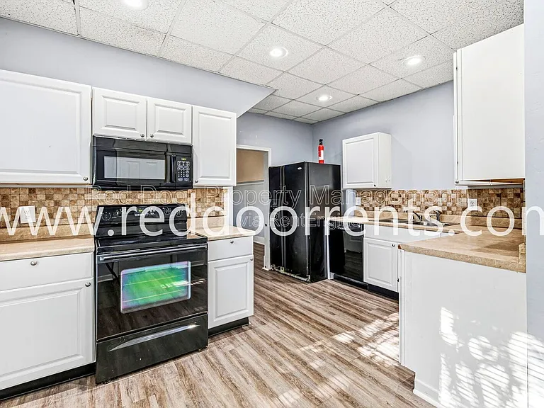 736 E Morris St — Photo 5