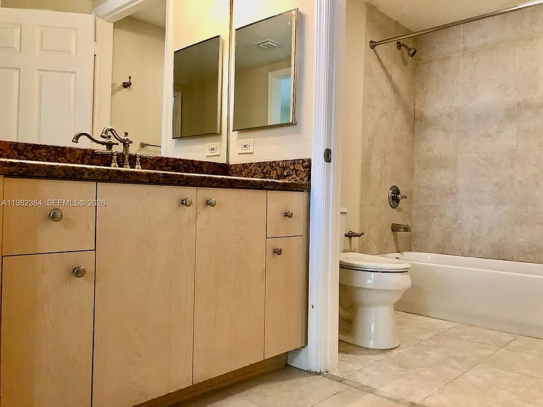 2557 Centergate Dr #103 — Photo 29