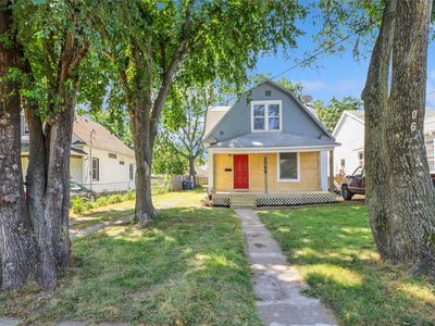 2069 E Grand Ave, Des Moines, IA, 50317