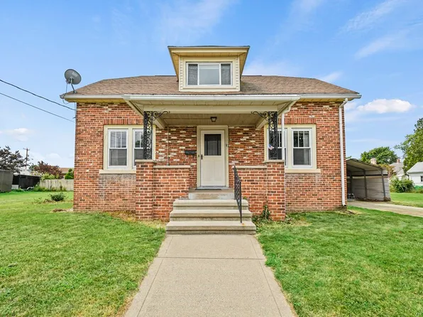 39 Ray St, Ludlow, MA 01056