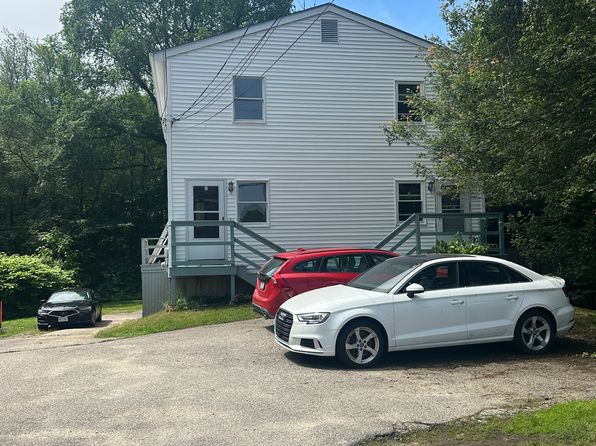 17 Ashaway Rd #B