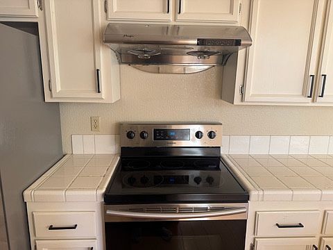2nd image of 2921 Garden Creek Cir