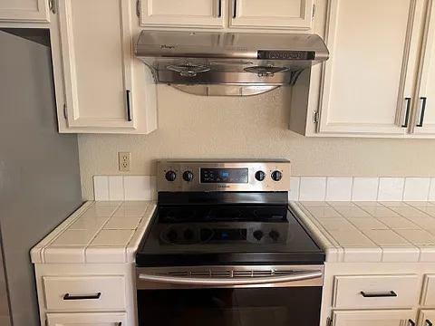 2921 Garden Creek Cir — Photo 2