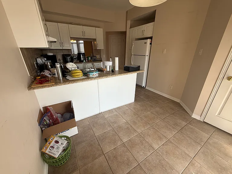 190 Rustic Hills Cres — Photo 13