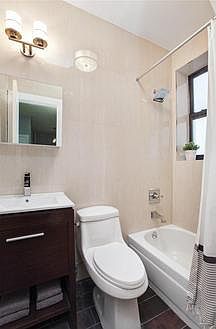 4th image of 41 Clarkson Ave APT 1F