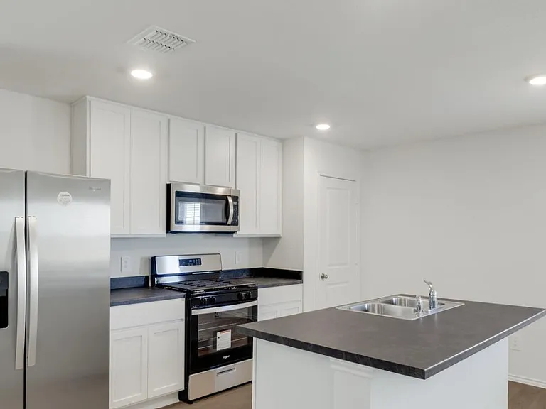 282 Bull Lake Cir — Photo 4