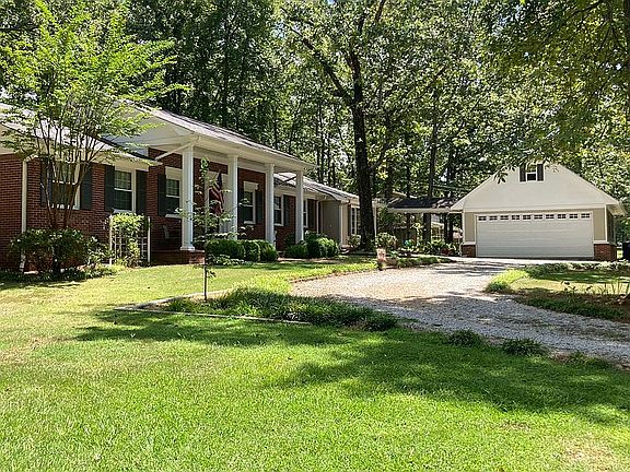 5th image of 5804 N Shiloh Rd
