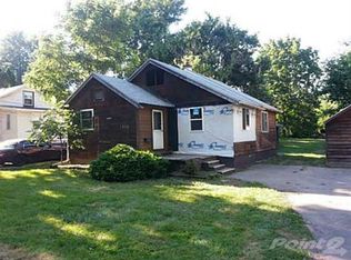 1222 Hillcrest St, Lansing, MI 48910