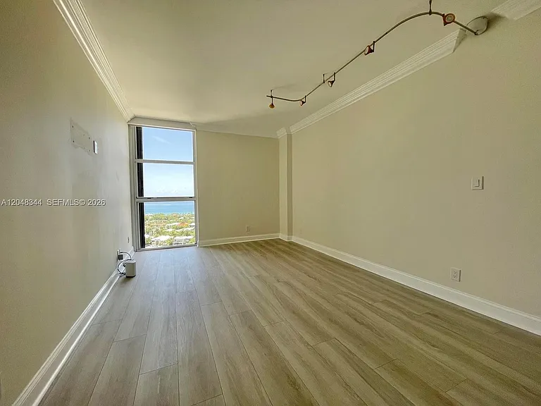 20281 E Country Club Dr #2104 — Photo 24