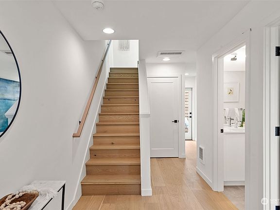 3rd image of 1528 A NW 62nd Street