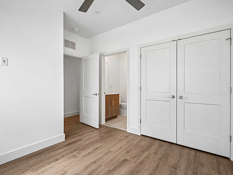 The Truette Townhomes — Photo 19
