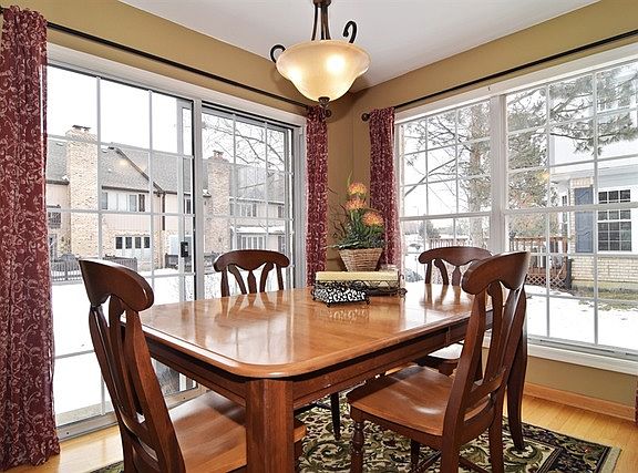 4th image of 207 Lorraine Cir