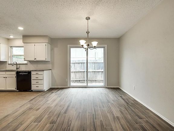 5th image of 5916 Melstone Dr