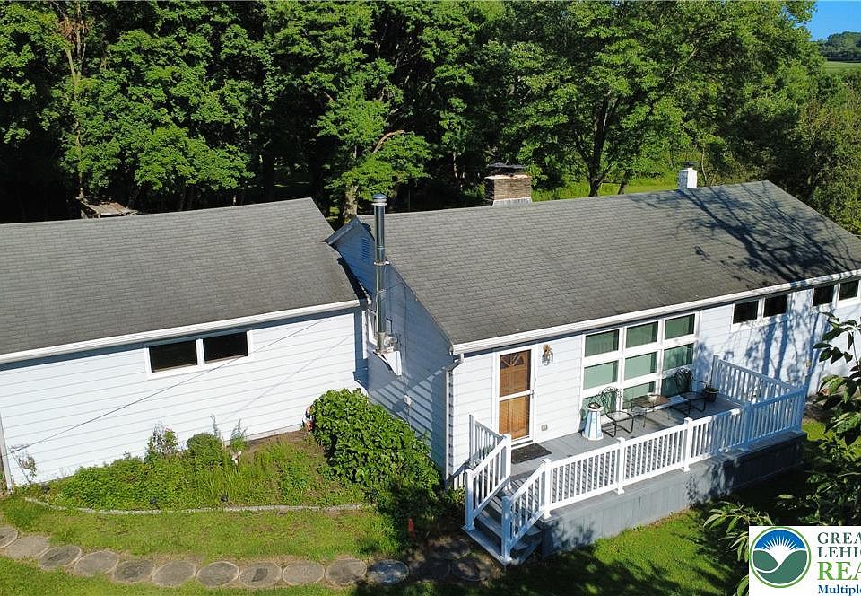 1st image of 524 Walnut Dr