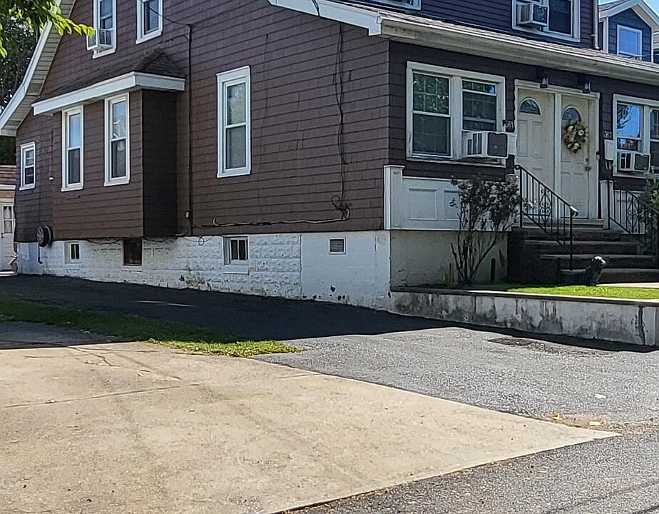 2nd image of 361-363 Cheves Ave