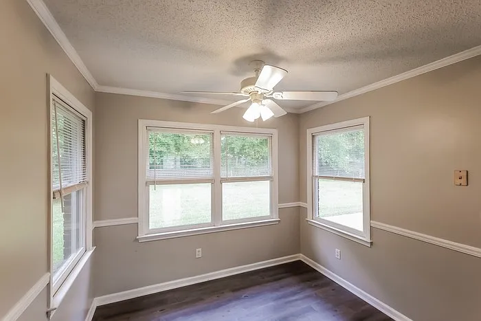 10415 Shadowview Rd — Photo 6