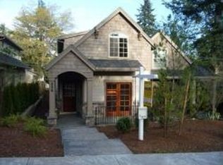 355 6th St, Lake Oswego, OR 97034
