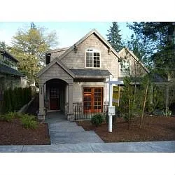 355 6th St photo 1