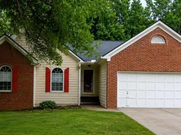 635 Clearwater Pl, Lawrenceville, GA 30044