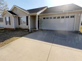 219 Waxberry Ct, Boiling Springs, SC 29316