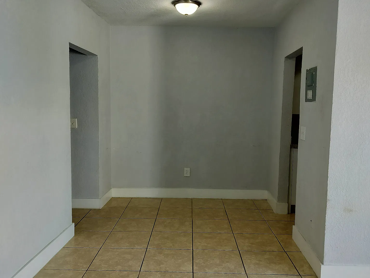 1 bed, 775 sqft, $1,700 — Photo 4