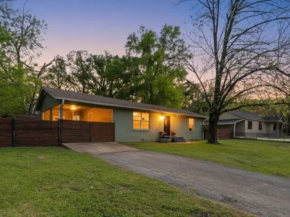 1180 Clay St, Canton, TX 75103