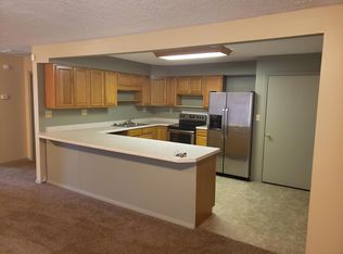 1752 N Sharkey Rd, Bloomfield, IN 47424