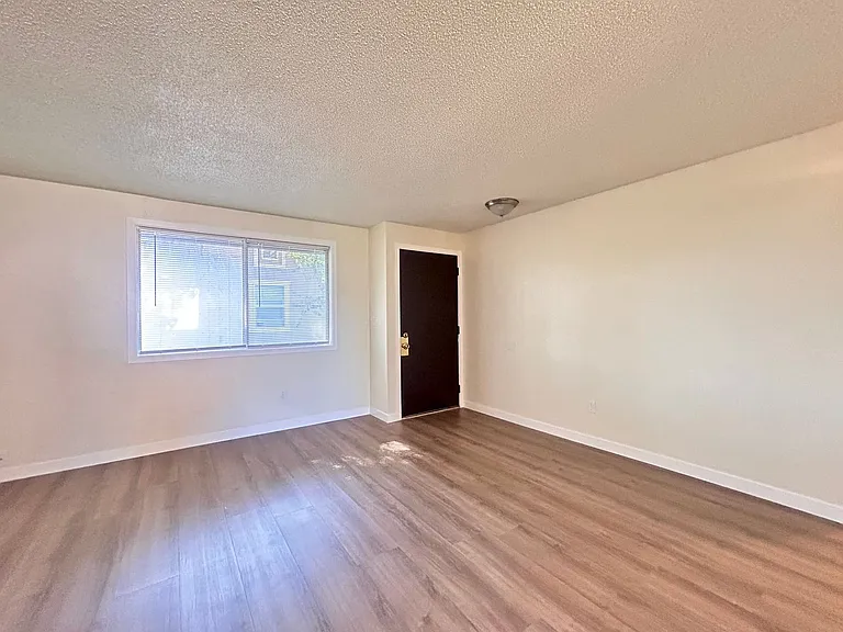 1812 E Mallon Ave #1814 — Photo 5