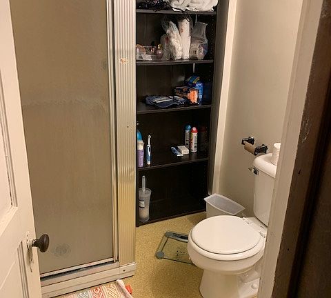 4th image of 1222 Washtenaw Ct APT 2