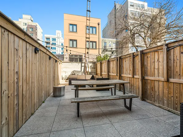 147 Conselyea Street image 1 of 5